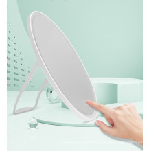 Miroir ovale de maquillage de trifold cosmétique LED avec lumière
